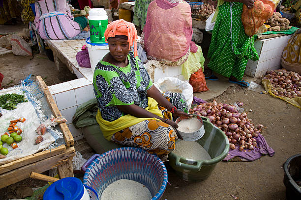 Nilivyofanikiwa Kurudi Sokoni Baada ya Biashara Kufungwa na Madeni Kunifunika