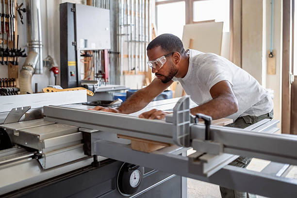 Majambazi walivunja karakana yangu na kuiba kila kitu