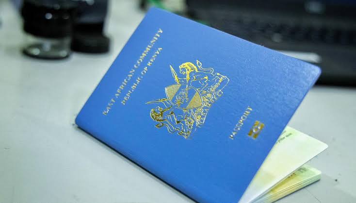 Nilivyofanikiwa Kupata Passport na Safari ya Kazi Nje Baada ya Vikwazo Vilivyonifanya Karibu Kukata Tamaa