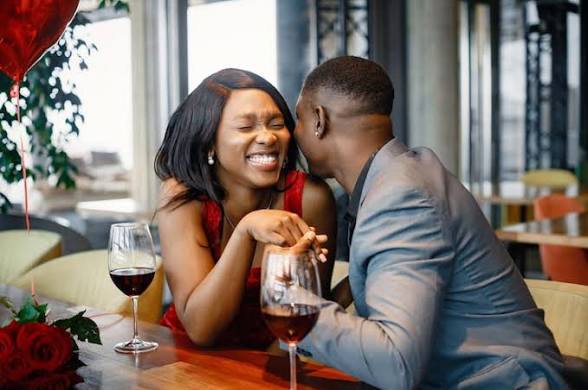 Nilivyomfanya Mpenzi Wangu Kunipenda Zaidi na Kuacha Kuvutiwa na Wengine Baada ya Mahusiano Yetu Kuanza Kuyumba