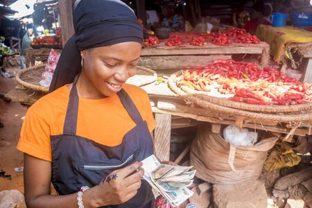 Duka Langu Lilikaa Miezi Mitano Bila Kuuza Kitu na Kukaribia Kufungwa, Mpaka Dawa ya Mvuto wa Biashara Iliponiletea Wateja wa Kufurika