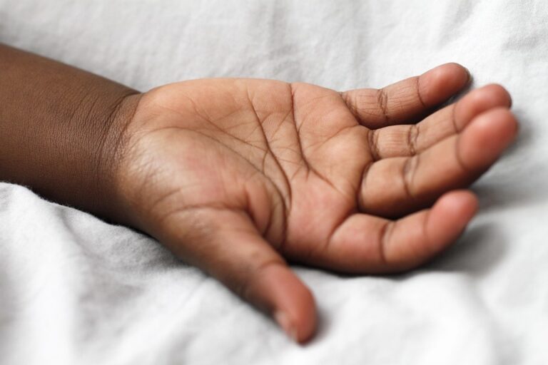 Maisha Yangu Yalikuwa Kwenye Giza Nikiwa Sijui Mwelekeo Wala Milango Yangu ya Baraka, Mpaka Usomaji wa Viganja Ulipofichua Siri na Njia Zangu za Mafanikio
