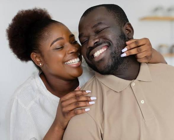 Nilimfanya Mpenzi Wangu Anipende Mimi Pekee na Kufunga Macho Yake Asitazame Nje Baada ya Dhoruba Kwenye Mahusiano